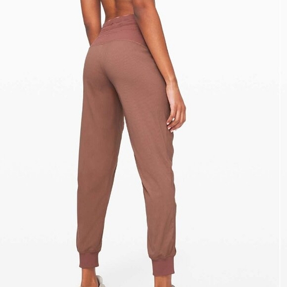 lululemon athletica Pants - Lululemon Dance Studio Jogger Spanish Oak Size 12